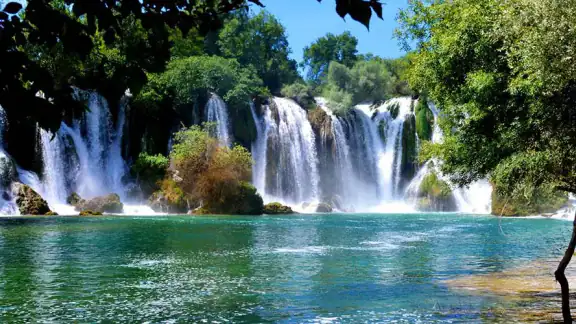 Waterfall Wallpaper
