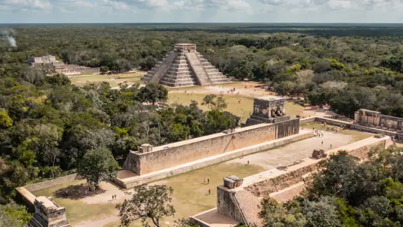 Chichen Itza Tour Guide Cancun