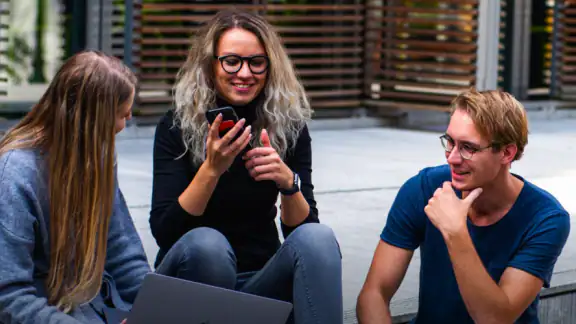 Goin' - Connecting Students