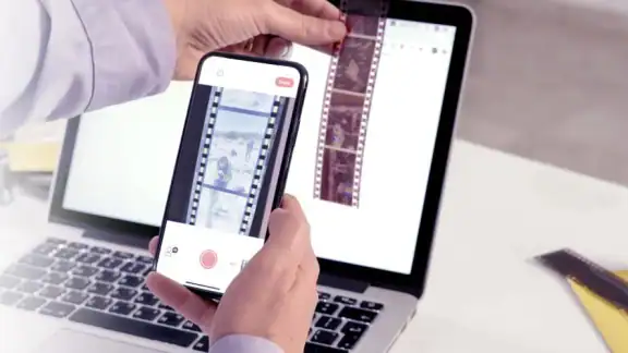 FilmBox av Photomyne