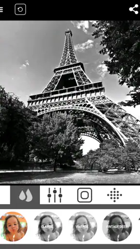 BlackCam Pro - B&W Camera screenshot