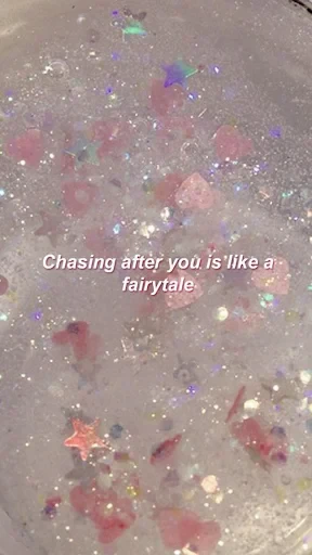 aesthetic background screenshot