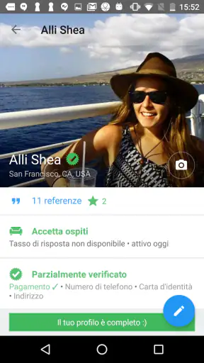 Couchsurfing Travel App screenshot