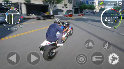 Real Moto Driving Racing World screenshot